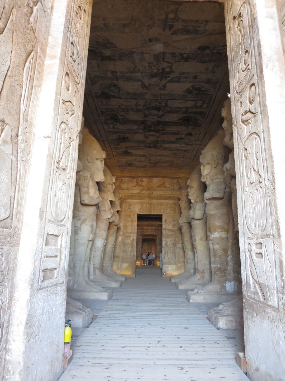 1)来たかったアブシンベル神殿😆こんなのをここに移設ってほんとスケールが違...