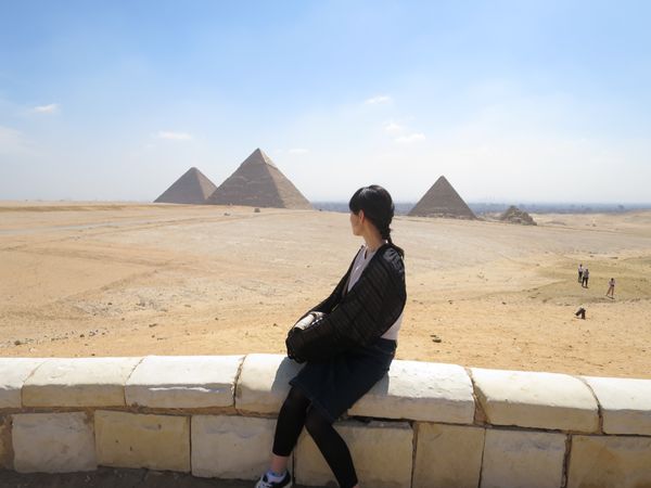 エジプト・カイロ「エジプトおひとりさま限定ツアー」の写真：1)3つのピラミッドが一望できる場所
2...
