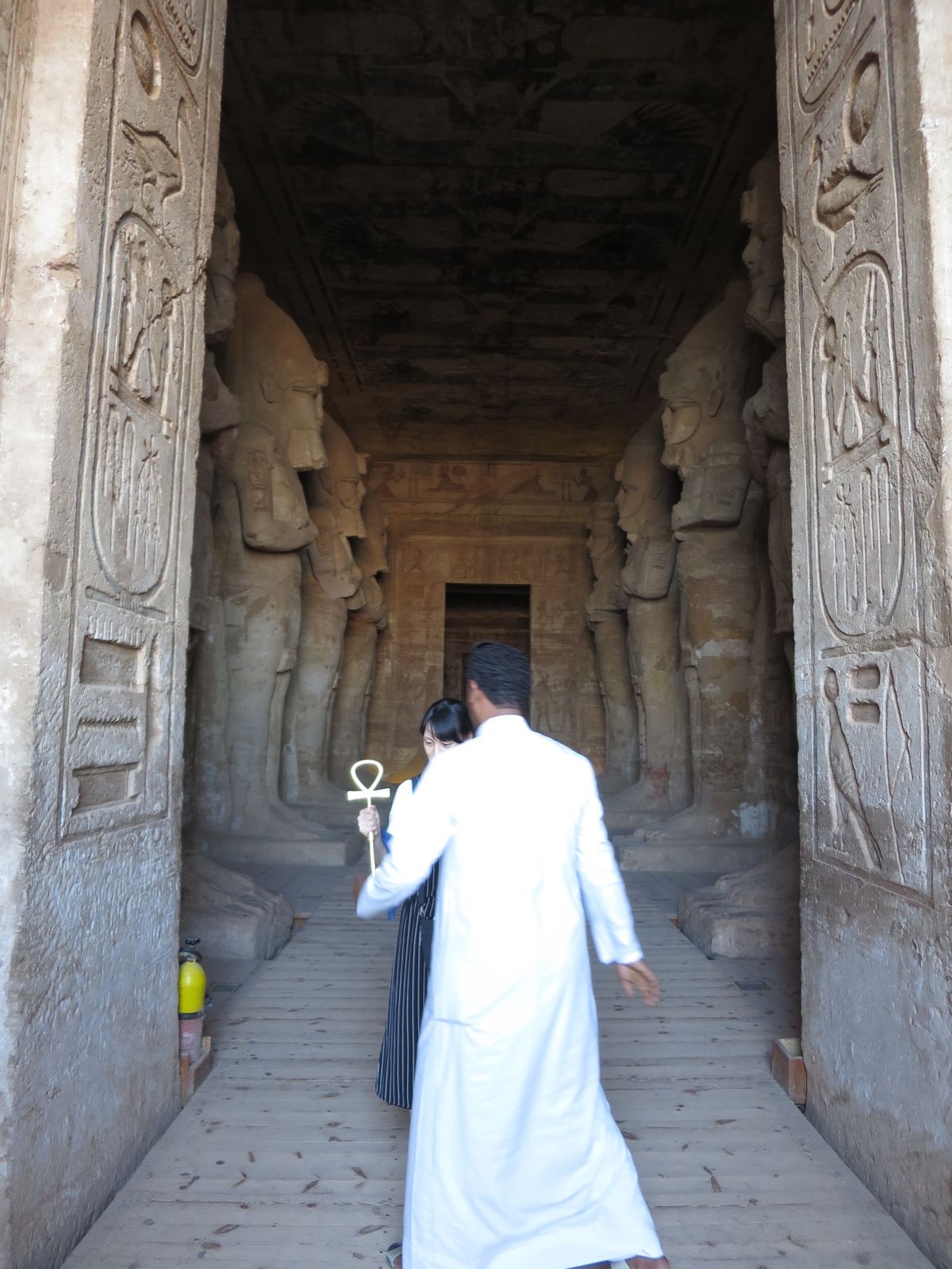 1)来たかったアブシンベル神殿😆こんなのをここに移設ってほんとスケールが違...