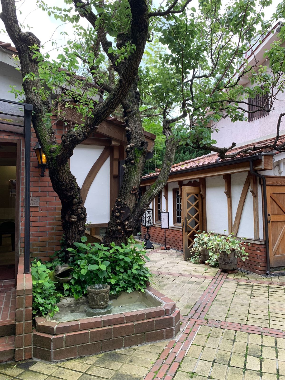 岩手銀行本店
光原社
八幡平