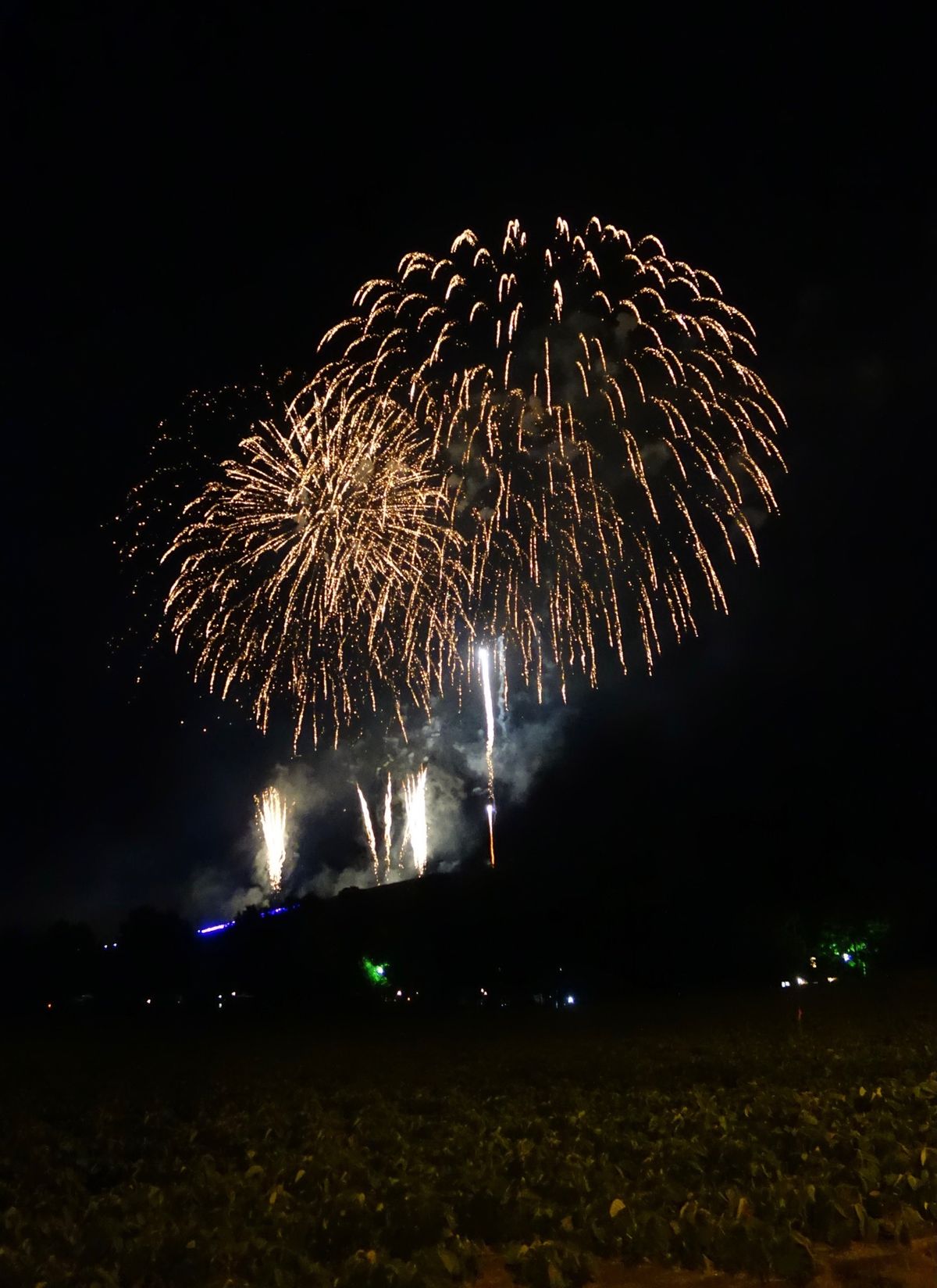🌅日の出公園🌅

上富良野町にある日の出公園は高台から斜面のラベンダー畑を...