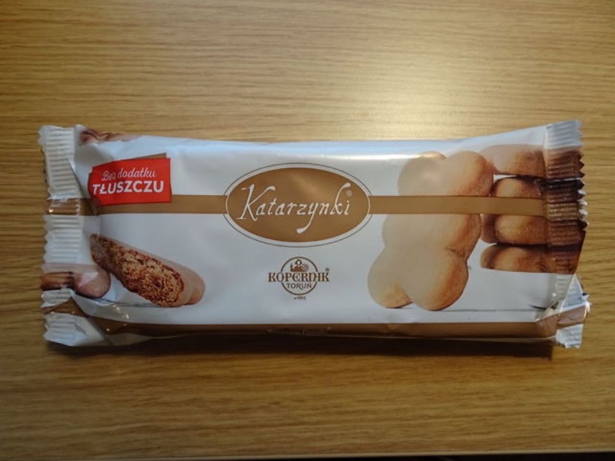 1枚目はトルンの名物であるピエルニクというジンジャーブレッドです🥖
ショパ...