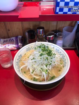 白蛇カワユス