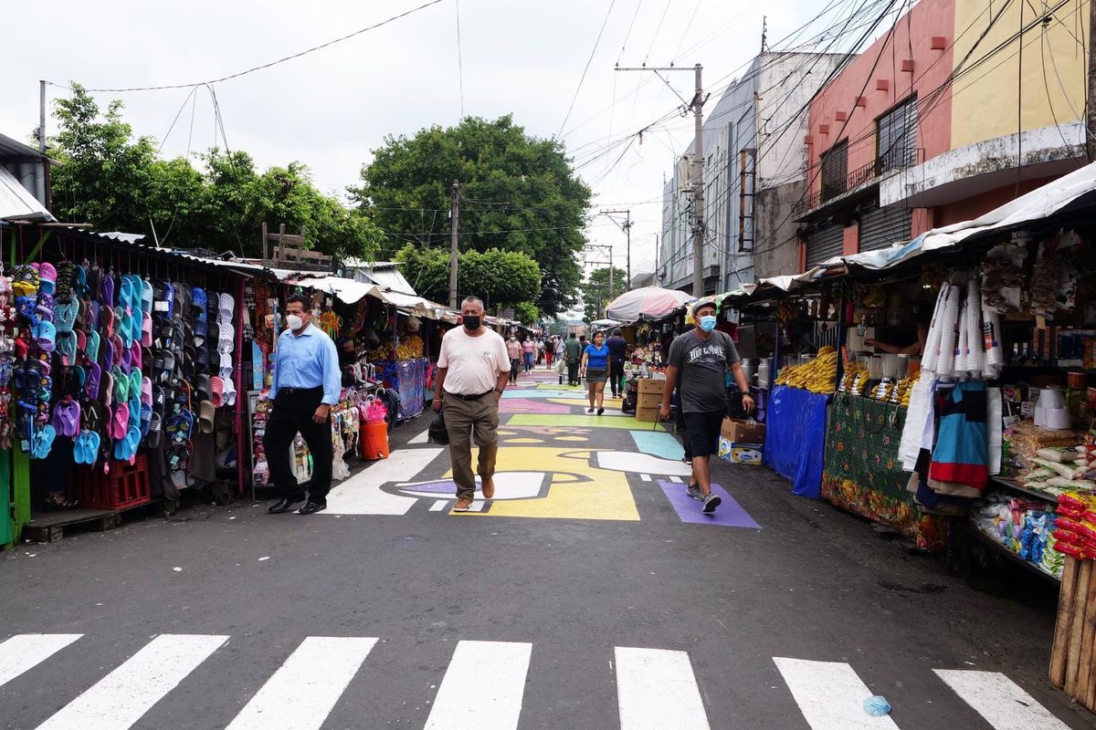 サンサルバドルのローカルな市場