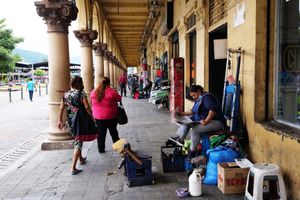 サンサルバドル旧市街広場の横。ワクチン接種会場もあった