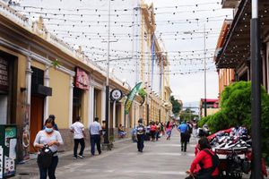 サンサルバドル旧市街広場の横。ワクチン接種会場もあった