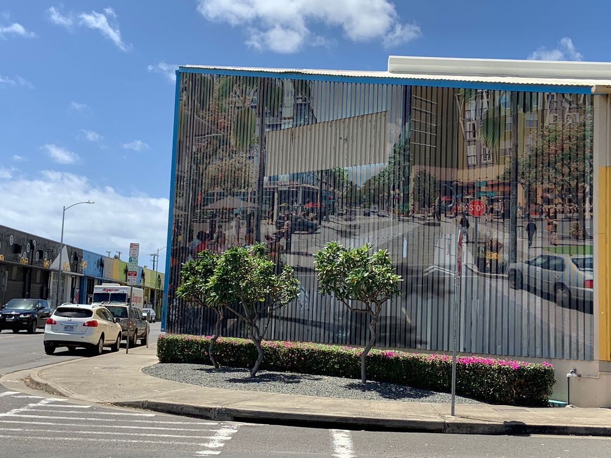 カカアコでは子供達が写真撮りまくりでした！