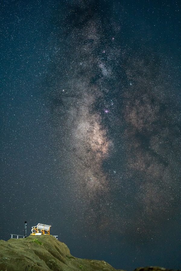日本・千葉県「野島崎灯台で天の川！」の写真：台風の後ということもあり（あと流星群も来...