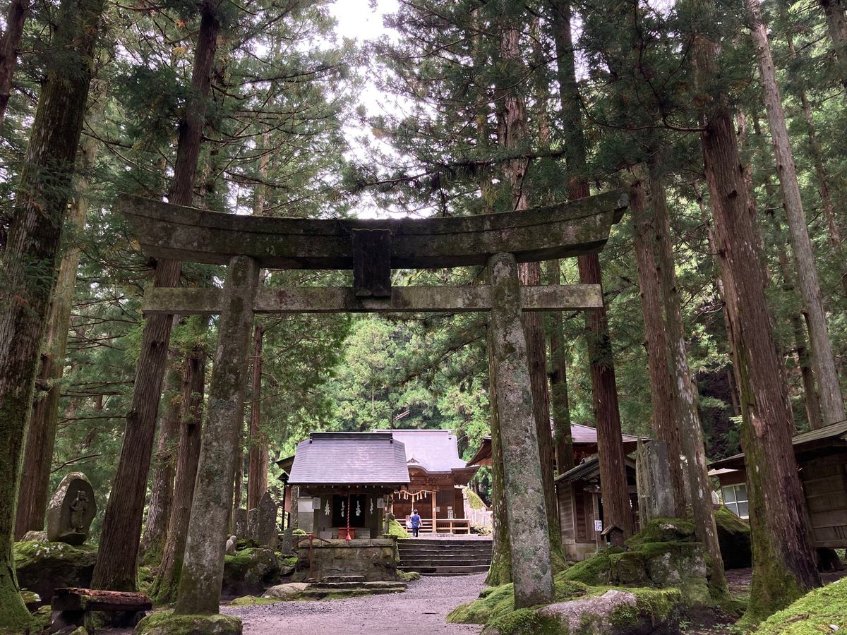 尾白川渓谷