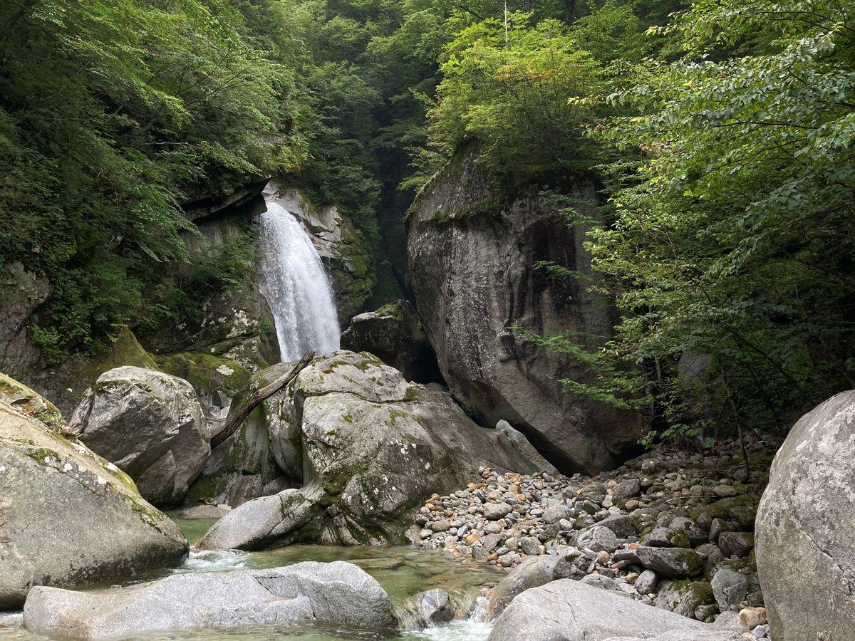 尾白川渓谷