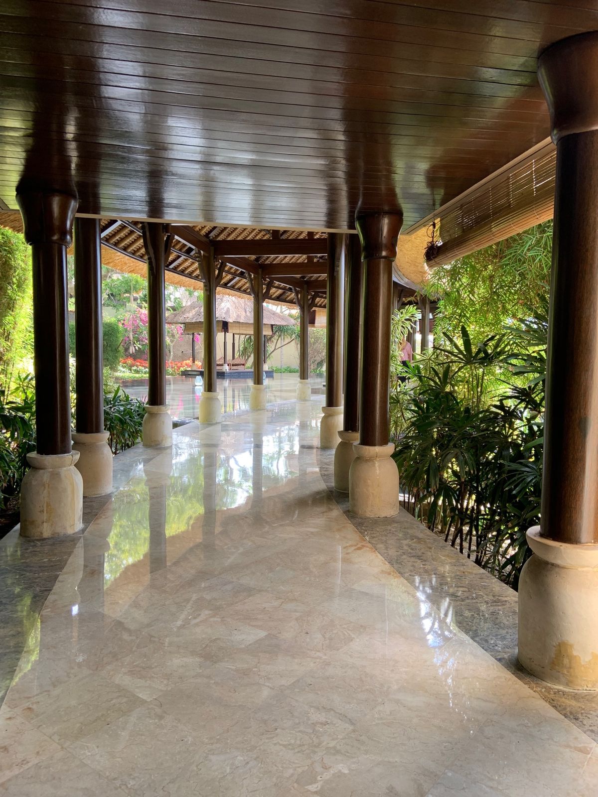 アヤナリゾート！人が多いのが疲れるホテルでした😂
