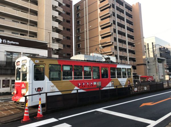日本・熊本県「出張ついでに熊本訪問」の写真：市内には市電が走ってました。