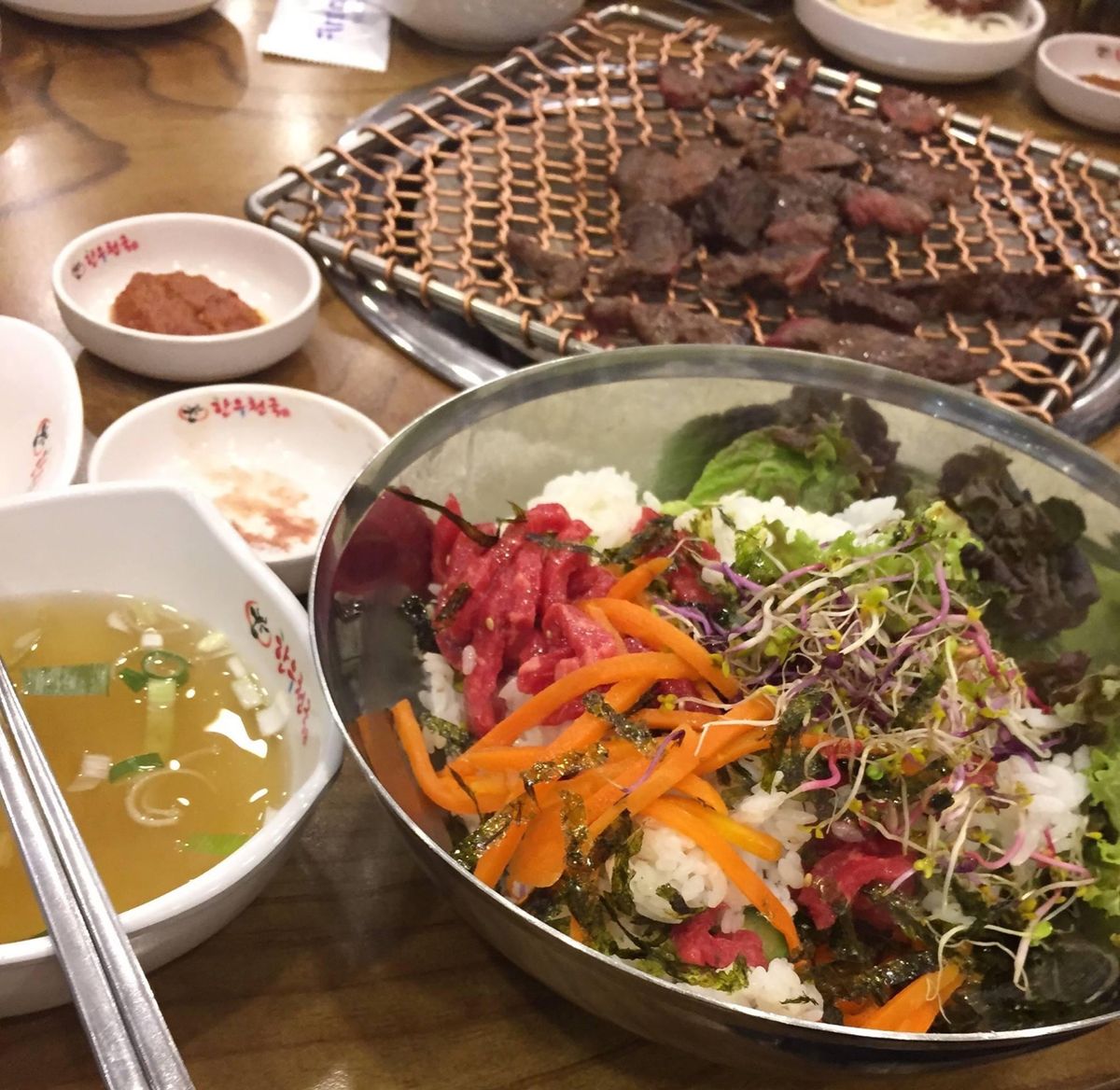 韓国まで一泊二日の出張。ソウルの夜はやっぱり焼肉
