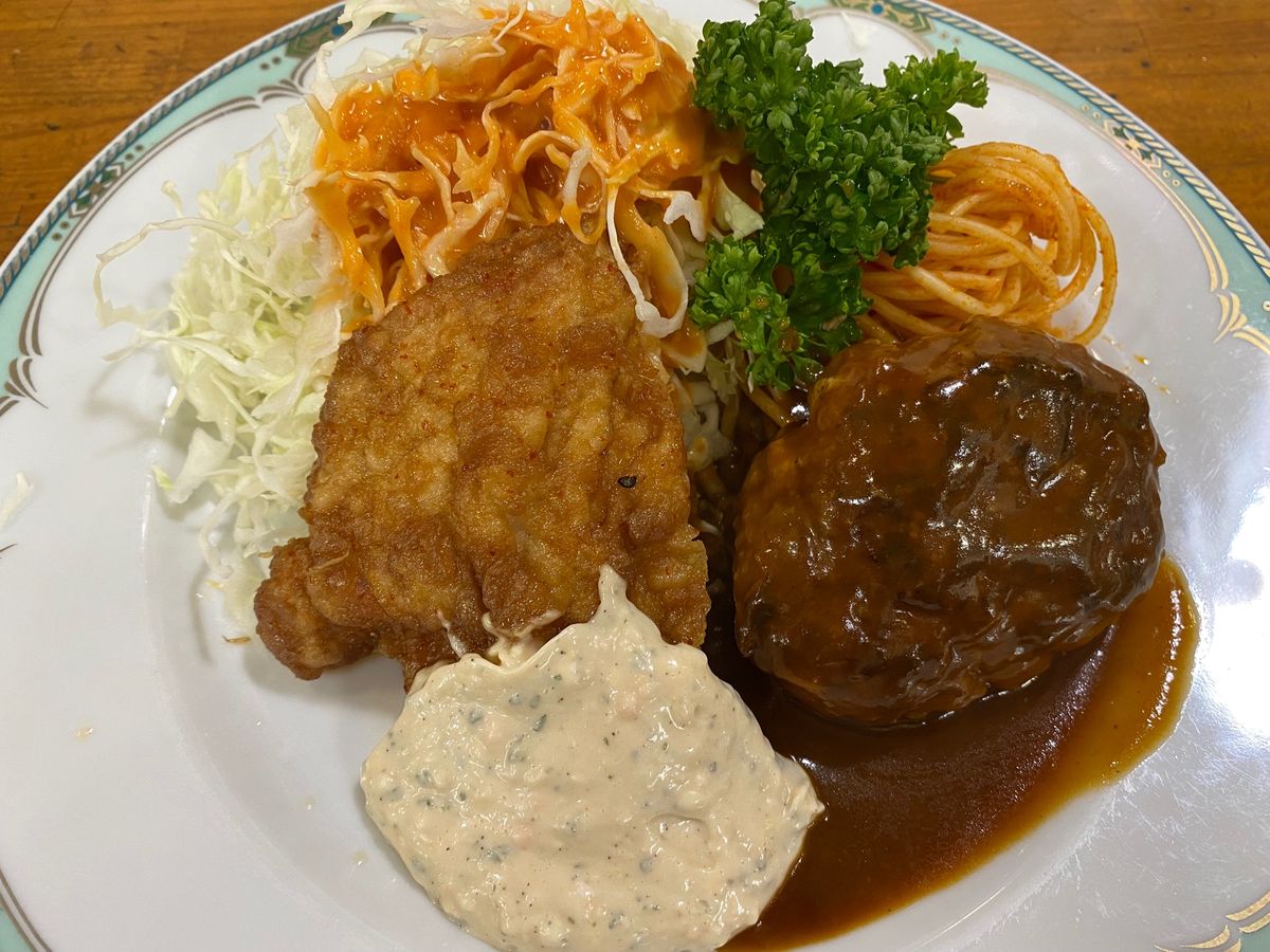 宮崎県で食べた、チキン南蛮！と地鶏のもも炭焼き！