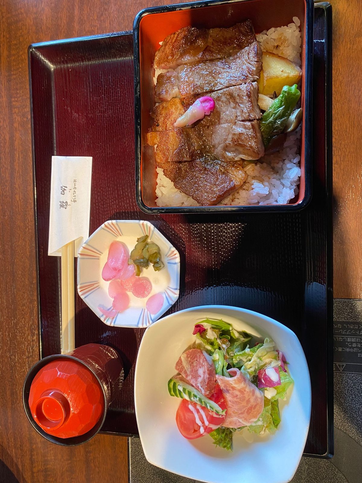 ひこにゃんには会えなかったけど😥
近江牛うま