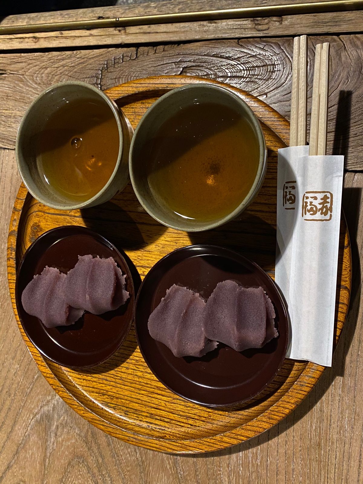 年越しお伊勢さん　⛩が神秘的で偉大でした。
おかげ横丁も元旦準備で大忙し