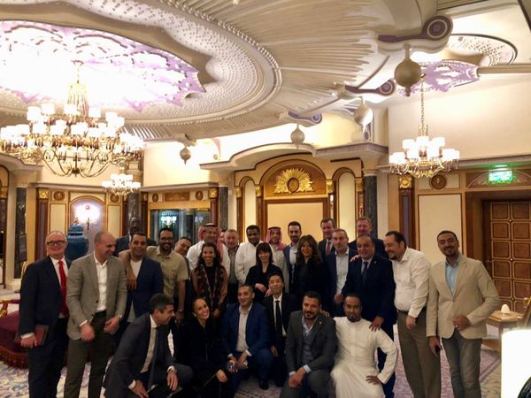 サウジアラビア・ジェッダ「サウジアラビア出張」の写真：アバヤを着て