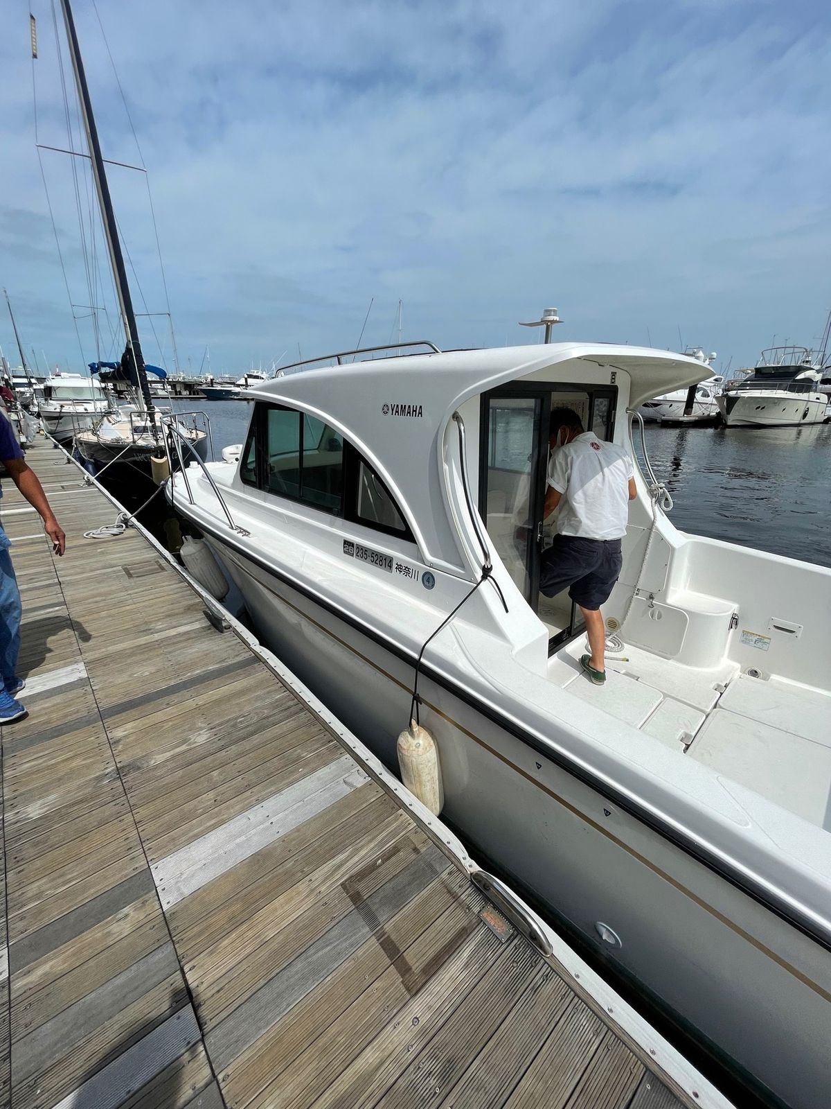 船の講習を受けに行ってきました^_^
横浜港、みなとみらいや八景島あたりを...