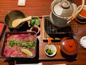 松坂牛！

津駅のいせもん本店さんでいただきました！