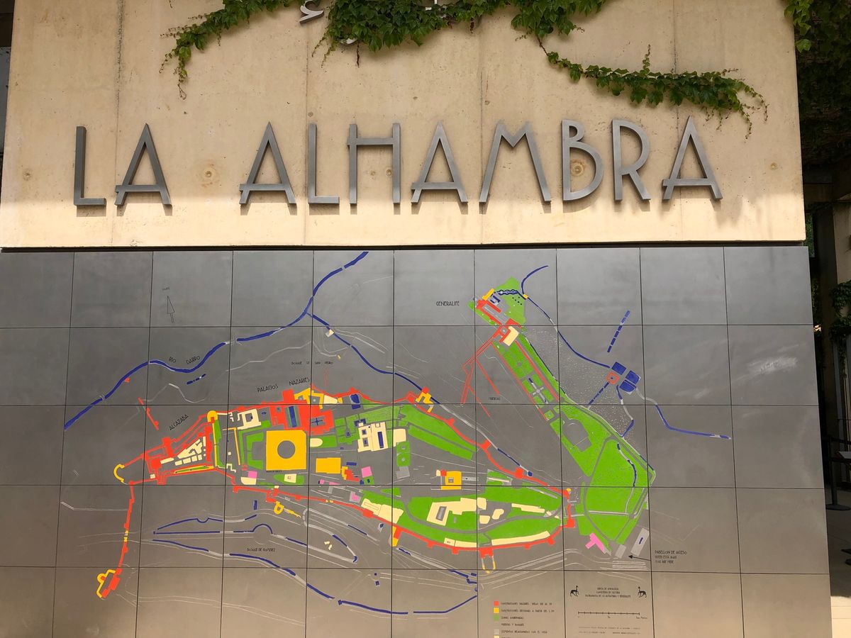 アルハンブラ宮殿✨

どうしてもここは行きたくて・・
バルセロナ到着後✈️...