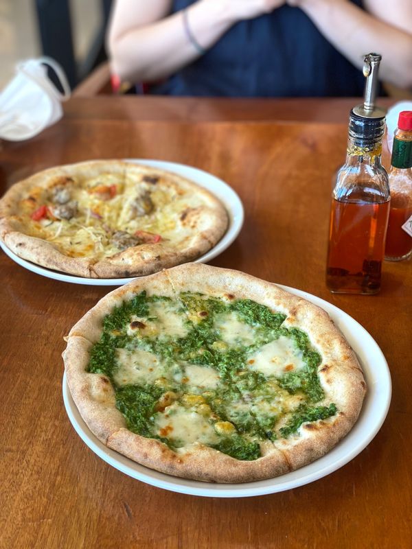 日本・沖縄県「沖縄出張ついでに沖縄グルメと沖縄景色を堪能」の写真：Pizzeria da Enzo

ロケ...