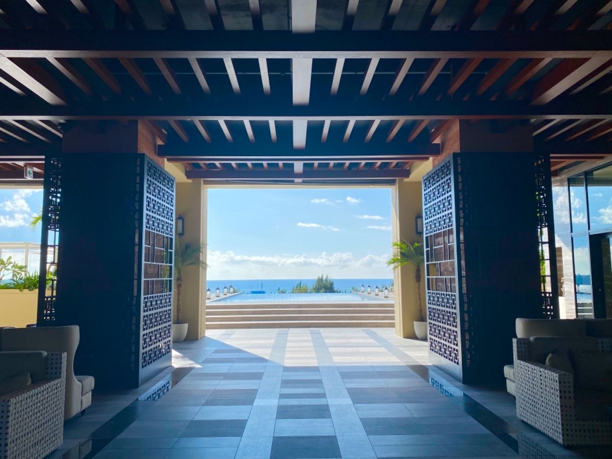 HIYORIオーシャンリゾート沖縄

プールからの眺め最高だった！
プール...