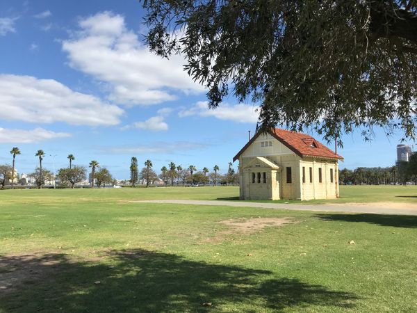 香港・香港「香港経由 西オーストラリアの旅」の写真：香港からまっすぐ下ってパースへ。
機内で...