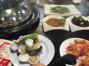 これはほんとに美味しかった！
海鮮蒸し？なまえがわからない。