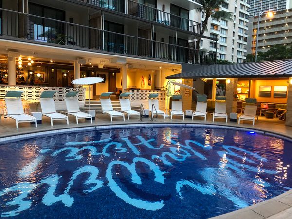 アメリカ(米国)・オアフ島「マイルでHawaii✨」の写真：ザ・サーフジャックホテル＆スイムクラブ🌈
