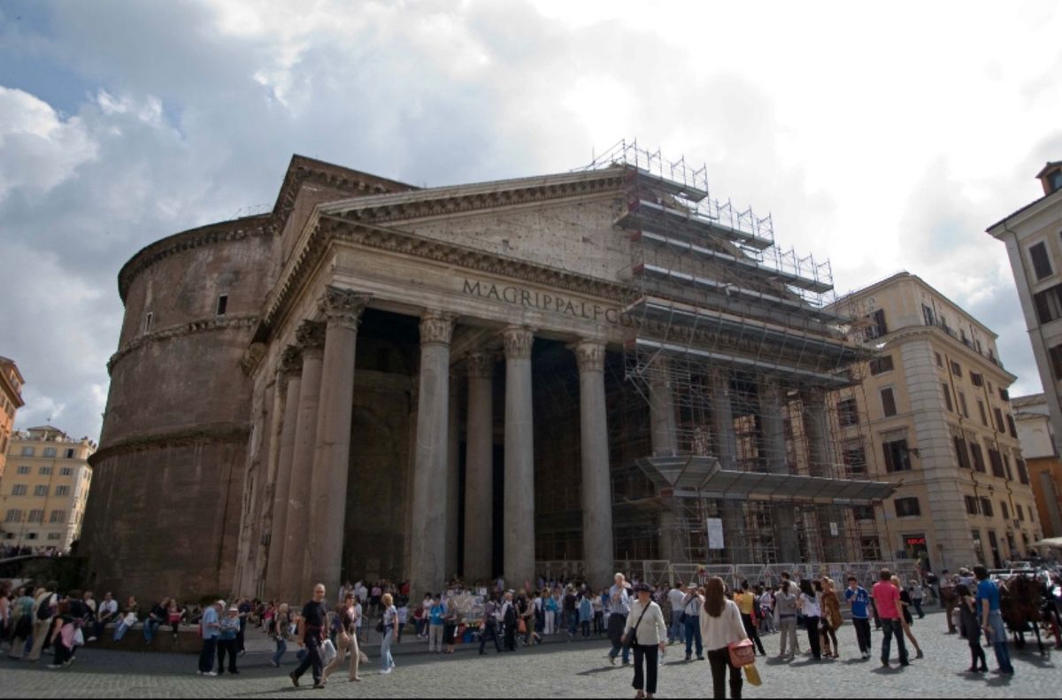 ●ローマ　トラヤヌス帝の市場（世界遺産）
●ローマ　コンスタンティヌス帝凱...