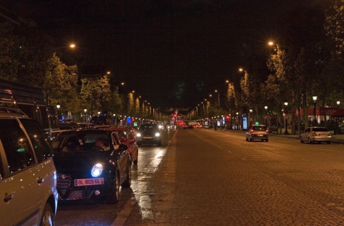●ルーブル美術館の夜景（世界遺産）
●エッフェル塔の夜景（世界遺産）
●シ...