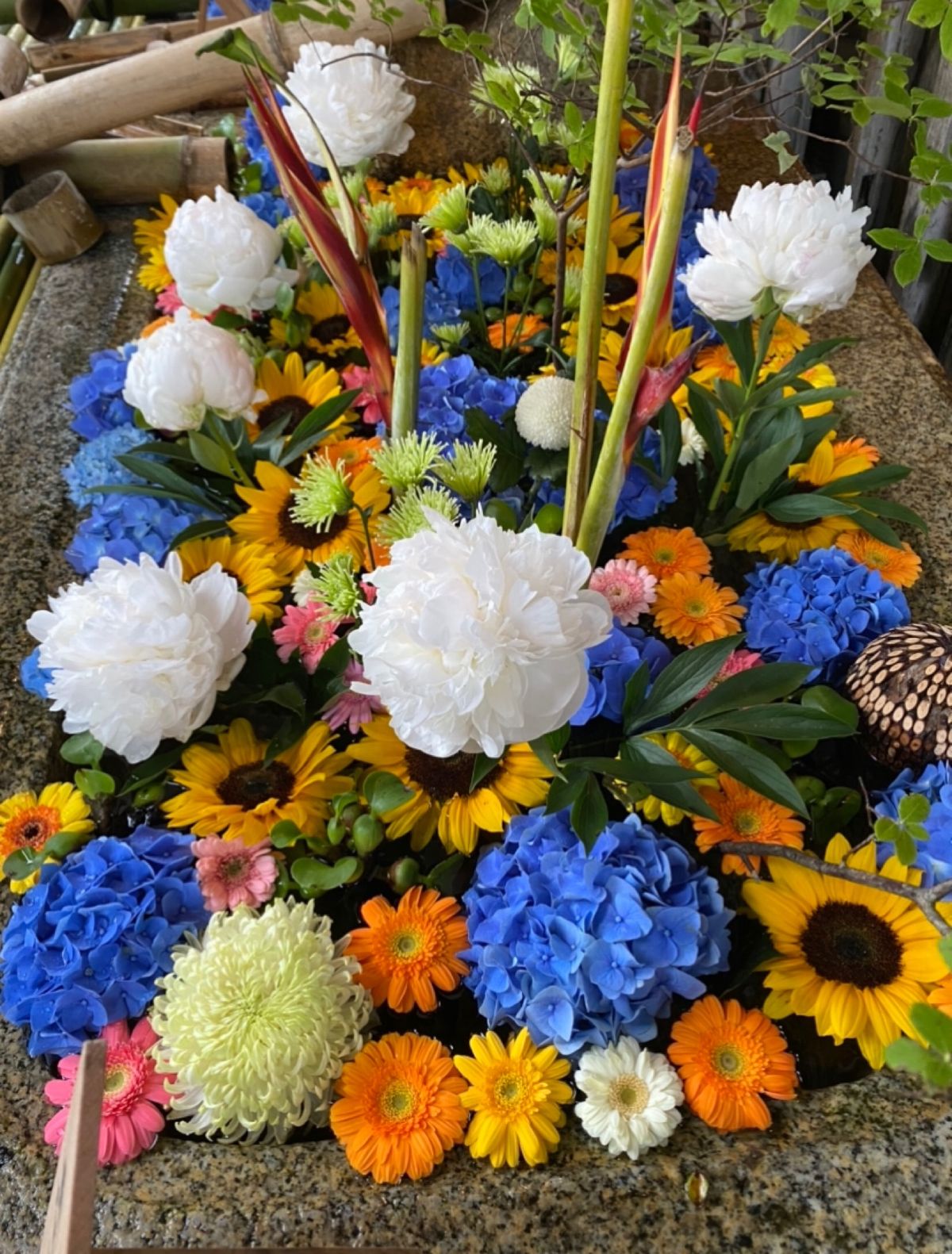 ●北野天満宮
●北野天満宮の朱い橋
●北野天満宮の花手水


梅宮大社　祇...