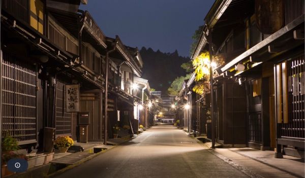 日本・白川郷「飛騨高山・白川郷　GO to トラベル」の写真：●飛騨高山の町並みの夜景
●水栓
●灯籠...