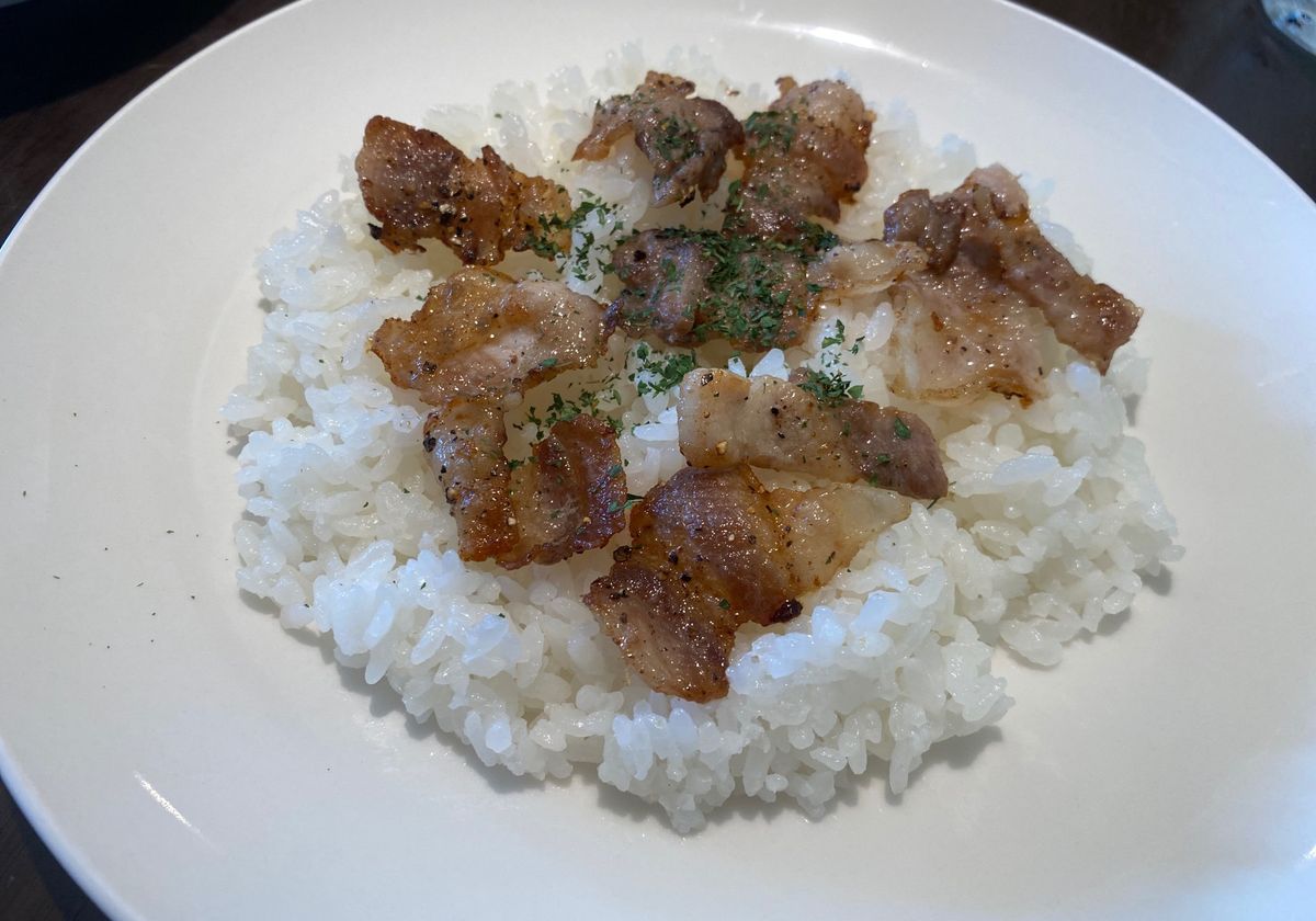 2日目のブランチにカリーヤ！コングさんのスープカレー。
スパイス感より素材...