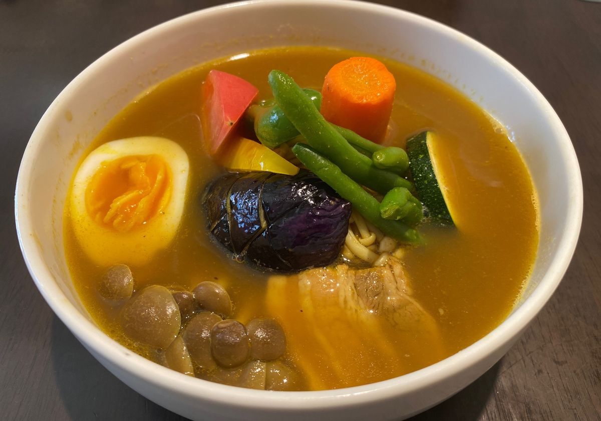 2日目のブランチにカリーヤ！コングさんのスープカレー。
スパイス感より素材...