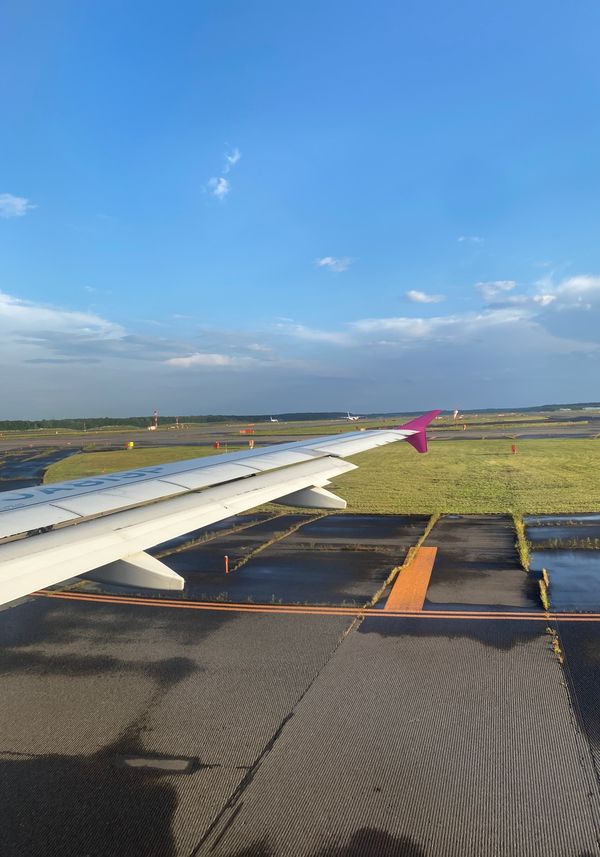 日本・北海道「検査を受けて北海道」の写真：空港内にいる間に強めの雨が降ったものの、...
