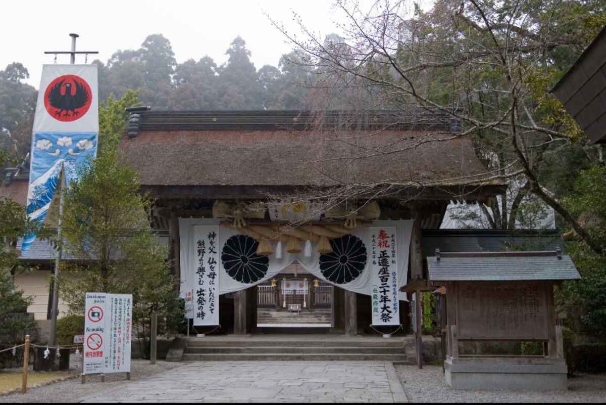 和歌山
熊野
●青岸渡寺本堂（世界遺産）
●補陀落山寺（世界遺産）
●熊野...