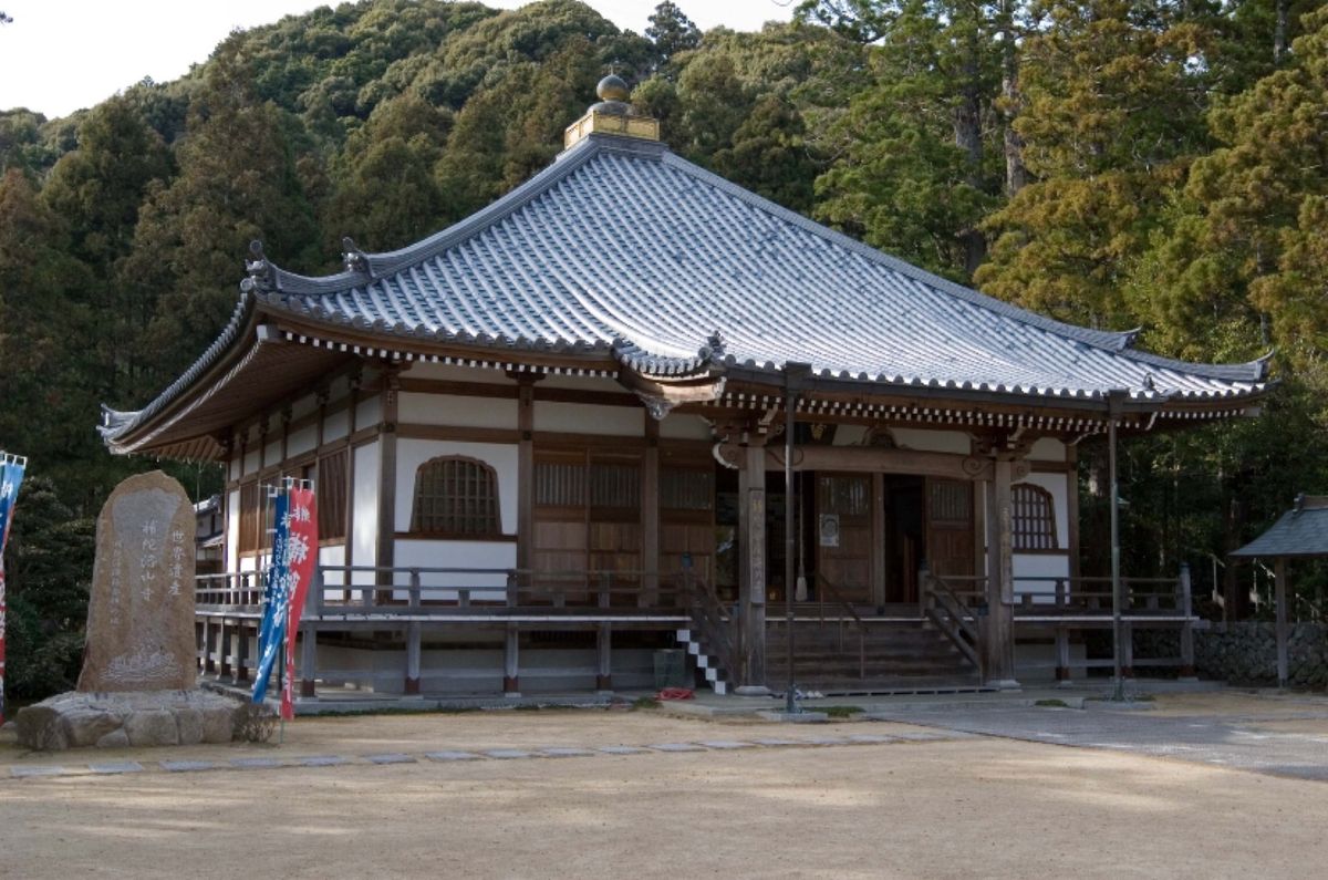 和歌山
熊野
●青岸渡寺本堂（世界遺産）
●補陀落山寺（世界遺産）
●熊野...