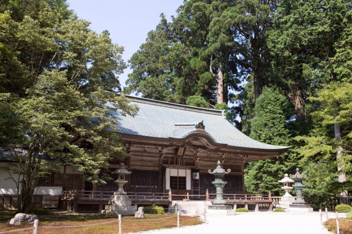 比叡山
●比叡山延暦寺　大講堂（世界遺産）
●比叡山延暦寺　浄土院（世界遺...