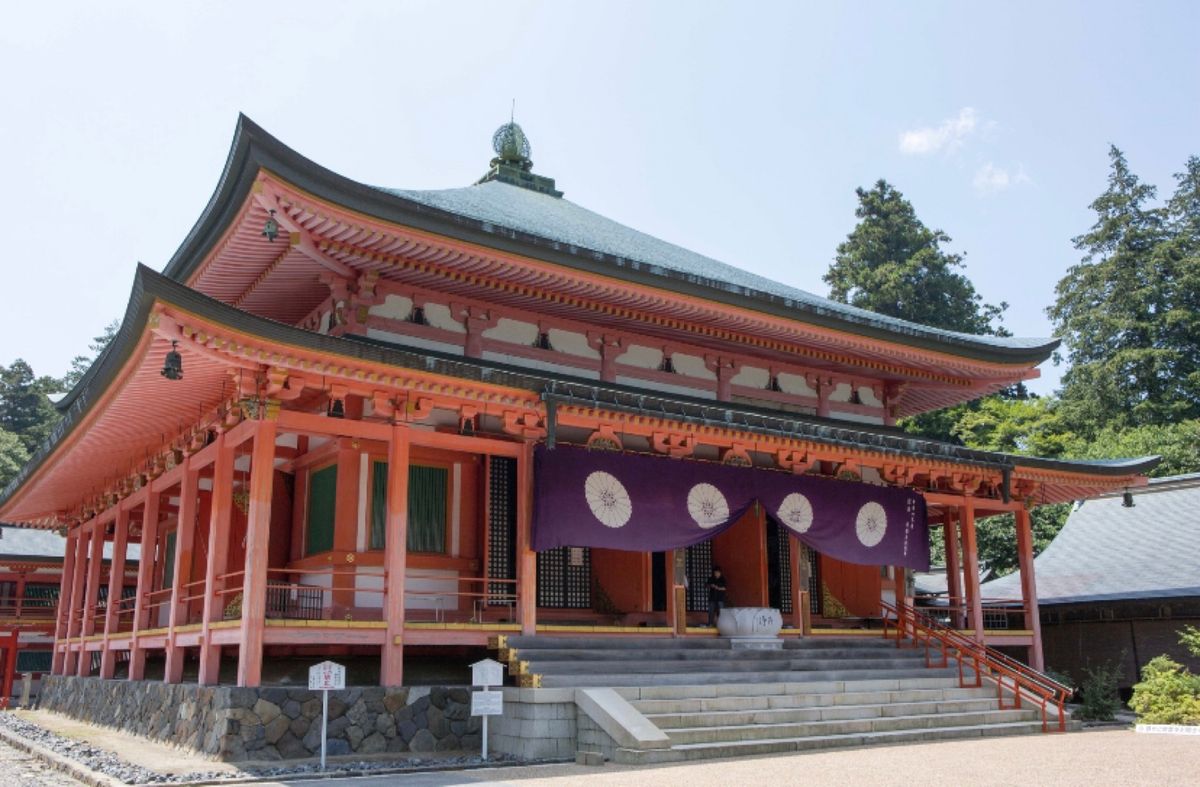 比叡山
●比叡山延暦寺　根本中堂（世界遺産）
●比叡山延暦寺　阿弥陀堂（世...