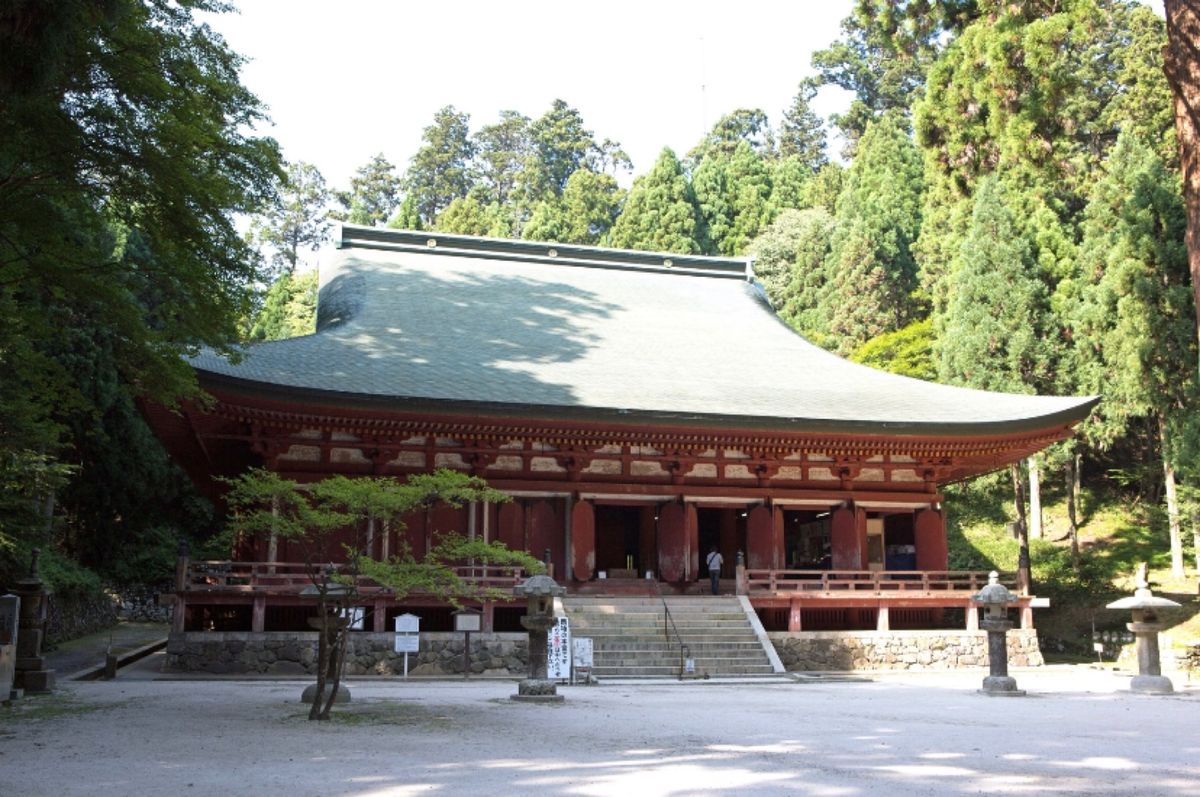 比叡山
●比叡山延暦寺　根本中堂（世界遺産）
●比叡山延暦寺　阿弥陀堂（世...