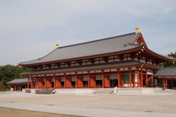 日本・奈良県「奈良　世界遺産をめぐる旅」の写真：奈良
●薬師寺　大講堂（世界遺産）
●薬...