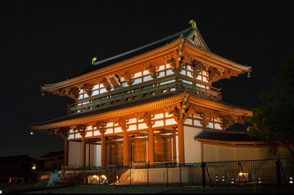 奈良
●朱雀門のライトアップ
●朱雀門
●大極殿

これはどちらも残念なが...