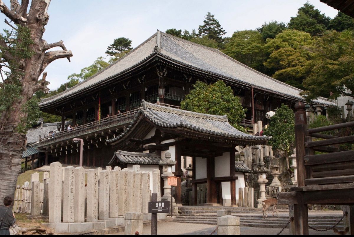 奈良
●東大寺　山門の夜景（世界遺産）
●東大寺　大仏殿（世界遺産）
●東...