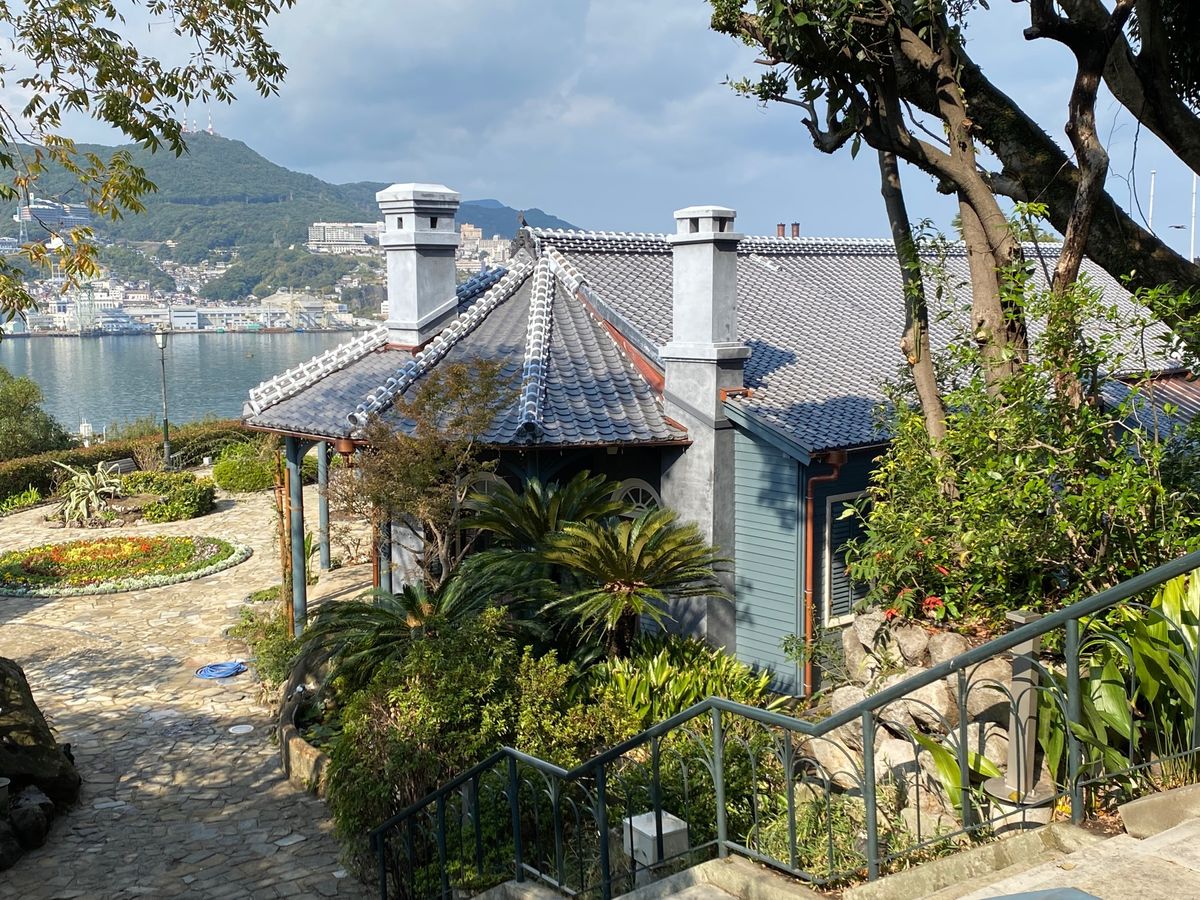 長崎　グラバー園
●グラバー園の看板
●明治時代の水道水共有栓
●グラバー...