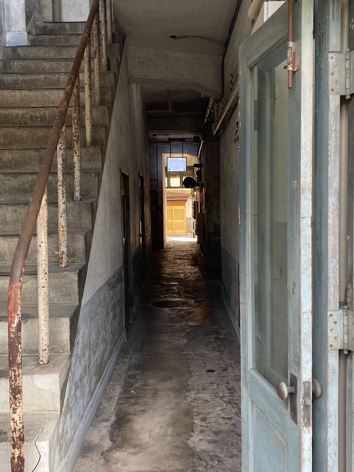 長崎
●オランダ坂
●長崎中華街
●中華街で捕まえた中国人
●出島近くて見...