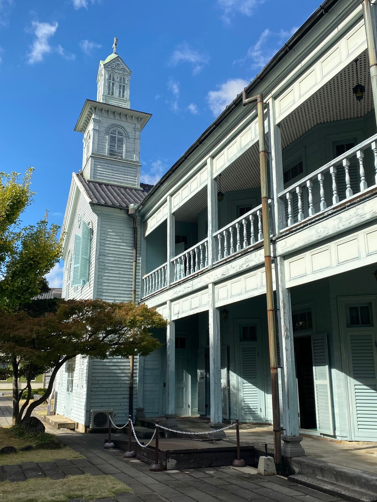 長崎　出島
●カピタン部屋　オランダ商館の生活が再現されている
●当時の食...