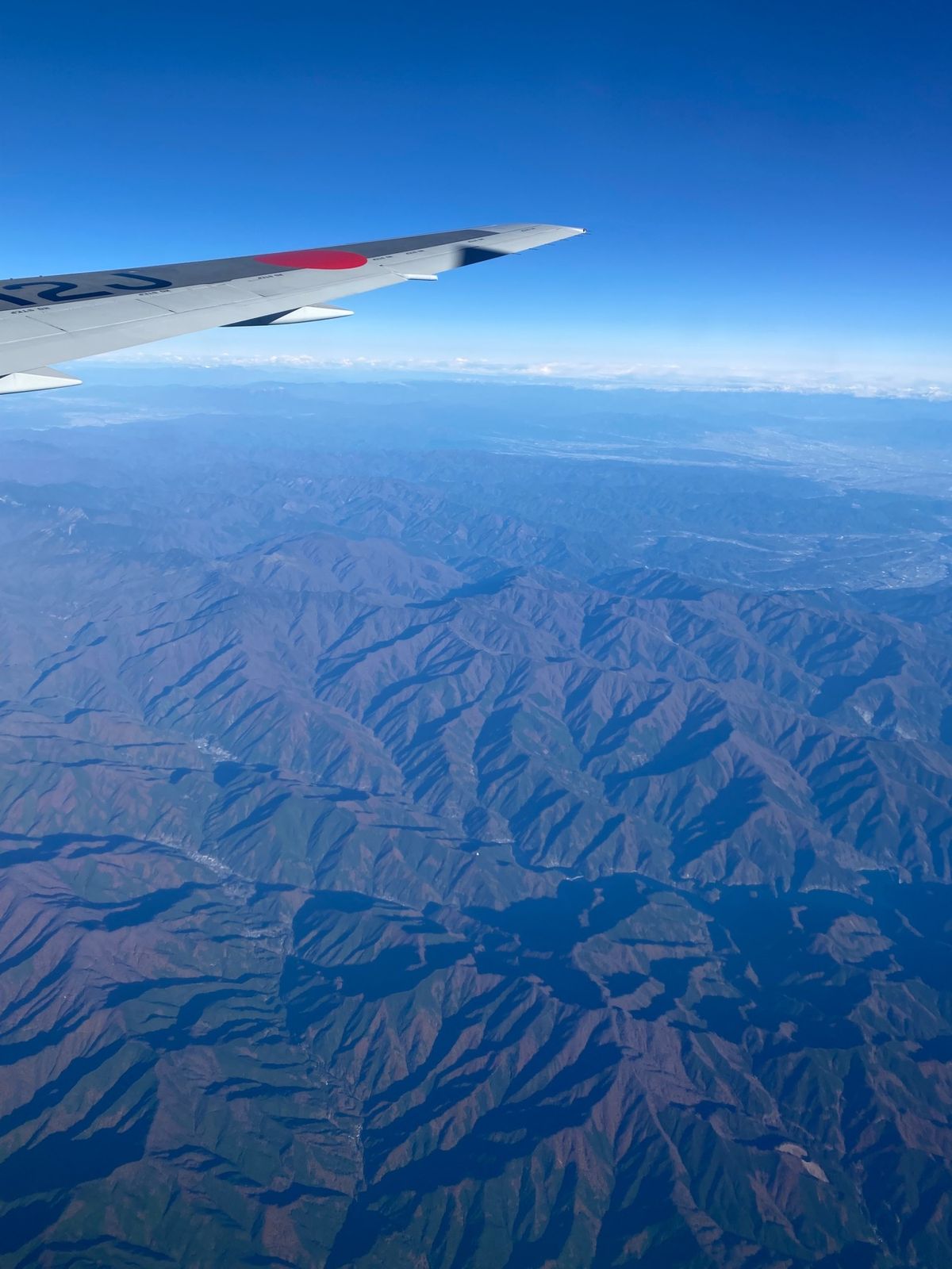 羽田空港
●エクセル東急ホテル羽田から見えた朝の風景
●一枚目の遠くを引っ...