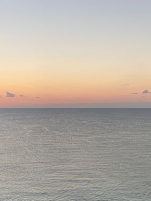 沖縄
●アリビラの部屋のベランダから見える海
●アリビラの部屋のベランダか...