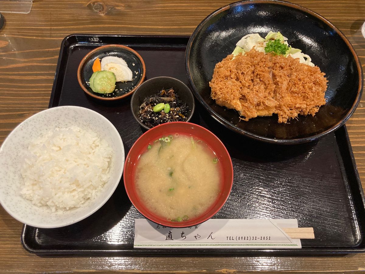 直ちゃん@延岡
元祖チキン南蛮のお店！
タルタルじゃなく甘酢でさっぱり美味しい🥺